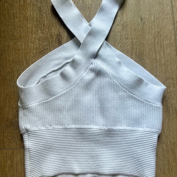 Abercrombie white tank top - Picture 5 of 6